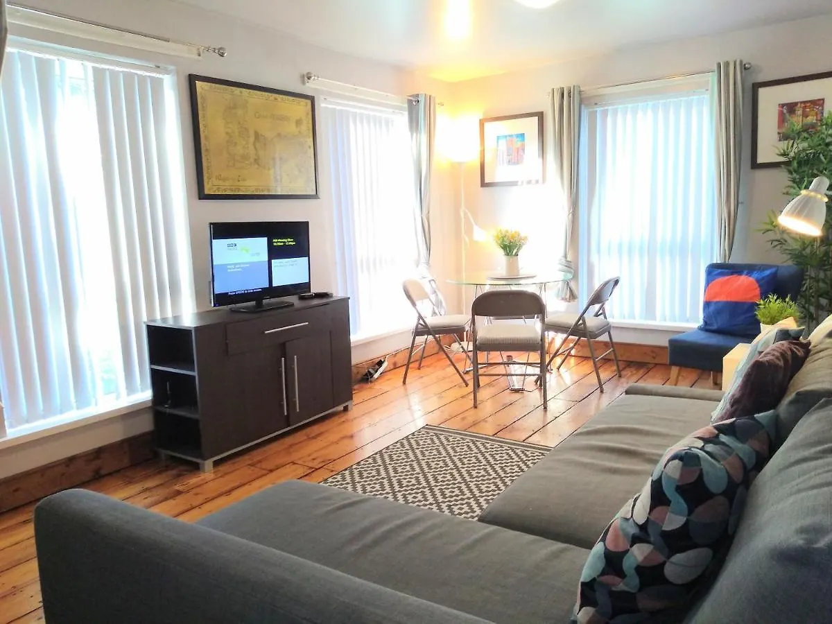 Apartamento Perfect Central City Location - Parking - 3 Beds - 2 Bedrooms Belfast Reino Unido