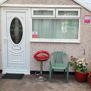 Harman Self-catering Free Wifi & Parking Leeds (West Yorkshire)